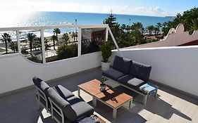 Beachfront Heaven Apartment - Carvajal Beach